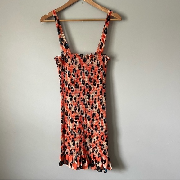 Waverly Grey Liberant Sally Leopard Print Smocked Ruffle Hem Mini Dress Size M - Picture 4 of 16